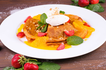 pancake with strawberry 