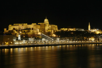 Fototapeta na wymiar Night panorama of the Danube river and the Buda Castle, Budapest, Hungary