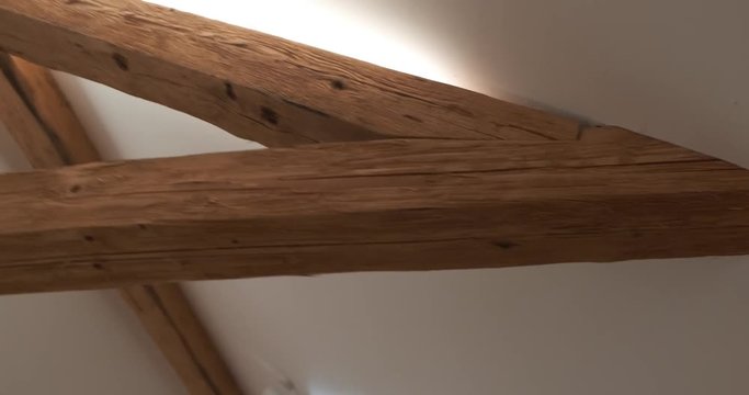 Dachstuhl grob Bewegung 2 4k DCI