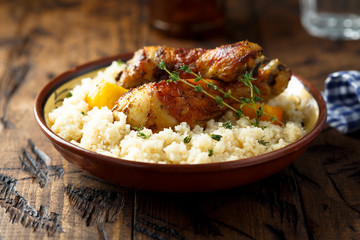 Chicken drumsticks with couscous
