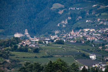 Fototapeta na wymiar Dorf Tirol, Tirolo