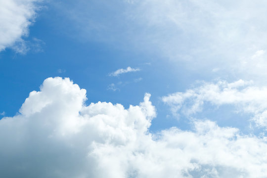 bule sky and white cloud