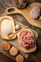 Preparation of ground chopper for frying.