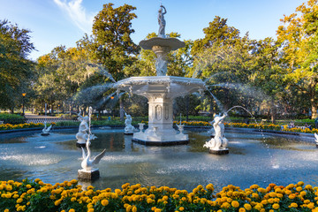 Fountain in Forsyth Park, Savannah - obrazy, fototapety, plakaty