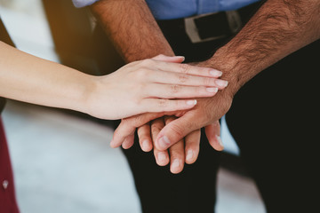 Closeup at hand Group Many business people to demonstrate harmony. The determination to work successfully achieved the goal. Work together. Commitment for mutual assistance