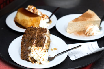 Trozos de tarta hechos a mano