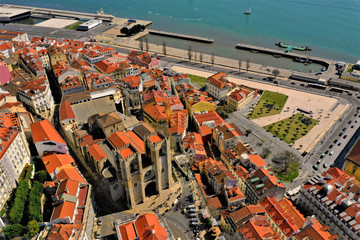 Lissabon Luftbilder - Luftaufnahmen von Lissabon: Ponte 25 de Abril, Castelo de São Jorge, Igreja...