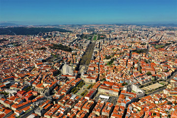 Lissabon Luftbilder - Luftaufnahmen von Lissabon: Ponte 25 de Abril, Castelo de São Jorge, Igreja...