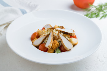 Salad caesar with chicken
