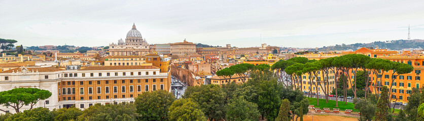 Fototapeta na wymiar Panorama of Rome and Basilica of St. Peter