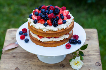Summer berry cake