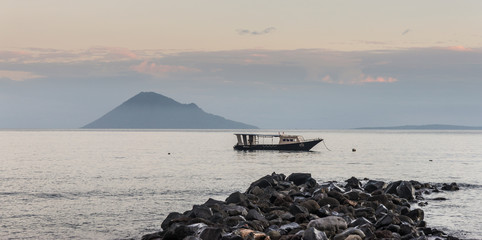 Vulkan, Insel, Meer © Andreas Gruhl