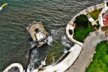 Torre de Belém in Lissabon aus der Luft - Drohnenaufnahmen mit DJI Mavic 2 Pro