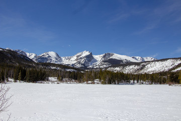 Fototapeta na wymiar Rocky Mountain National Park 03/2019