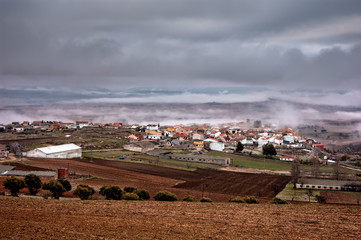 Fototapeta na wymiar paisaje de un pueblo en España