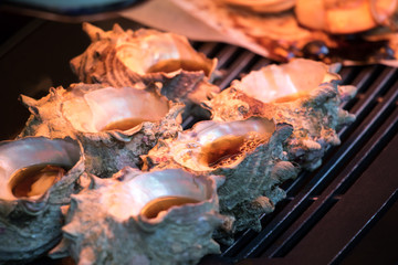サザエのつぼ焼き、クローズアップ