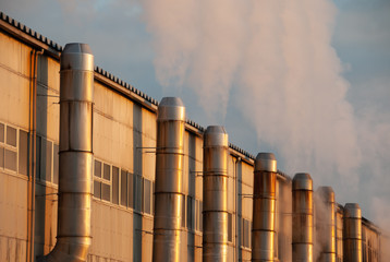 煙吹く煙突
