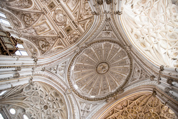 Obraz premium Enchanting Architecture of Alhambra Palace