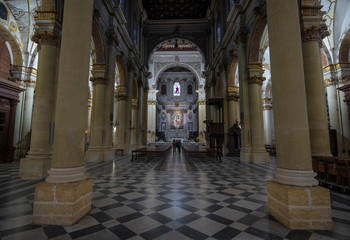 Obraz premium LECCE, Puglia, Italy - Inside interior of Virgin Mary Cathedral ( Basilica di Santa Maria Assunta in Cielo ). Church on Piazza del Duomo square. Baroque city of Apulia 