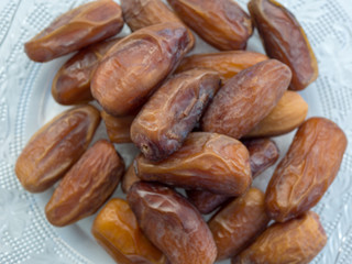 unbehandelte Datteln