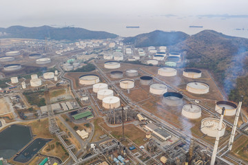 Naklejka premium refinery oil and petroleum zone in Thailand aerial view