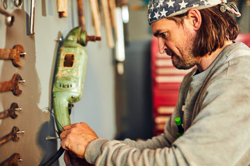 Rebuilding a garage in  a retro vintage style.