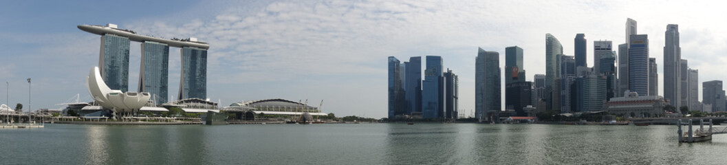 Fototapeta na wymiar Singapore riverfront, HDR image