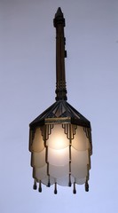 Luminaire art d&eacute;co &agrave; la mairie de St Quentin.