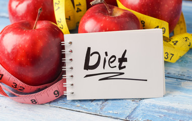 apple diet, apple with notepad