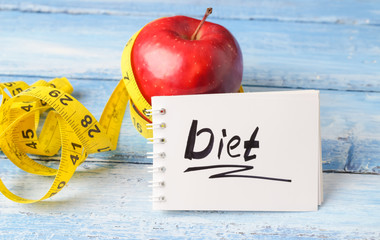 apple diet, apple with notepad