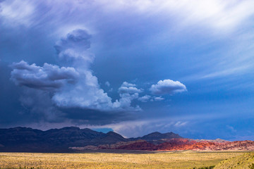 Obraz premium Strong Storms of Red Rock