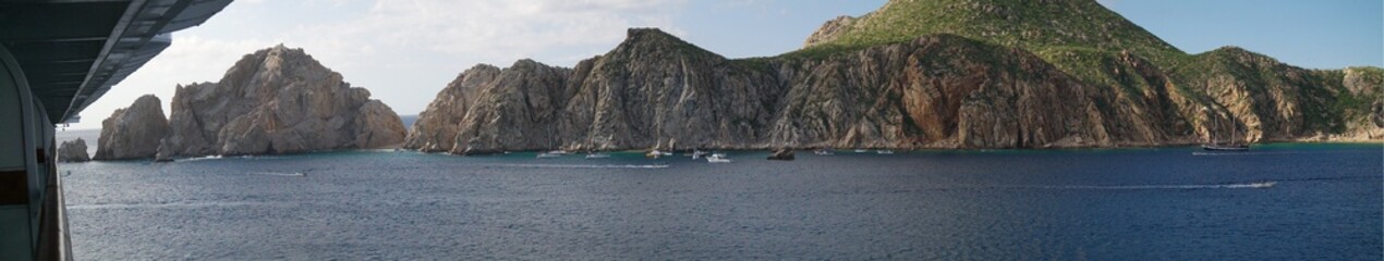 Fototapeta na wymiar Panorama of Cabo San Lucas