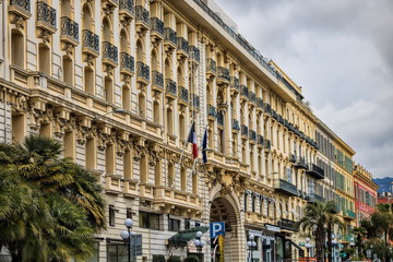 Nizza, Sanierte Häuserfront