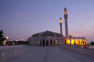 Beautiful front view of the Hassan Enany Mosque in the evening dusk in Jeddah, Saudi Arabia