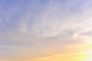 Obraz premium Background of Sunset Sky with Clouds