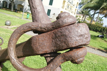 SCULPTURE.FUNCHAL