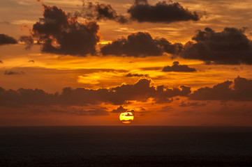 amanecer con nubes