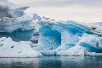 Icebergs in?Jokulsarlon?glacier lagoon, Iceland