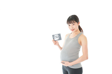 運動をする妊婦