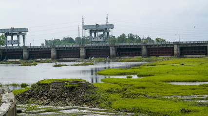 10782_A_hydro_electric_station_in_the_border.jpg