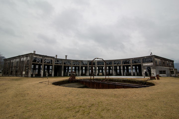 Obraz premium 機関庫