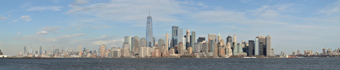Fototapeta na wymiar Panoramic view of Lower Manhattan.