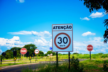 Placas de sinalização