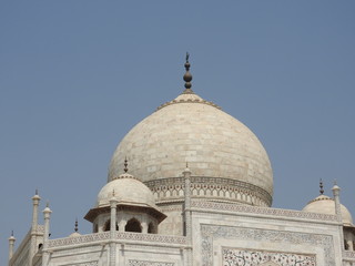 Fototapeta na wymiar Close-up details Taj Mahal, famous UNESCO historical site, love monument, the greatest white marble tomb in India, Agra, Uttar Pradesh.