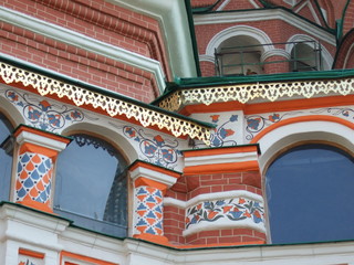 Fototapeta na wymiar Moscow. Red square. Spring day, bright colors. Elements of the architecture of St. Basil's Cathedral.