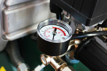 Mechanical pressure gauges. Traditional instruments for measuring pressure.