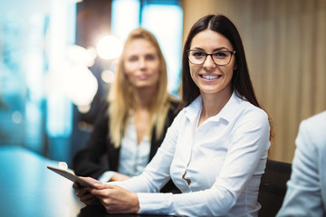 Obraz premium Picture of attractive businesswoman in conference room