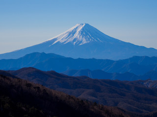 Fototapeta na wymiar 大菩薩峠から望む富士山