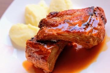 Costillas de cerdo asadas