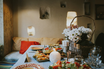 elegant table setting